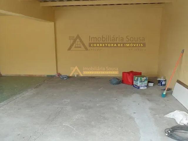 Sobrado para alugar com 2 quartos e 150 m² por R$ 2.100/mês