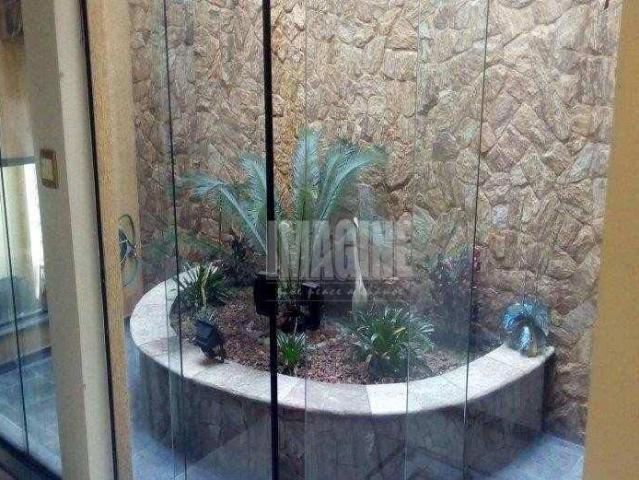 Sobrado para alugar com 3 quartos e 420 m² por R$ 13.000/mês
