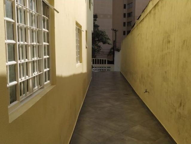 Sobrado para alugar com 3 quartos e 150 m² por R$ 7.000/mês