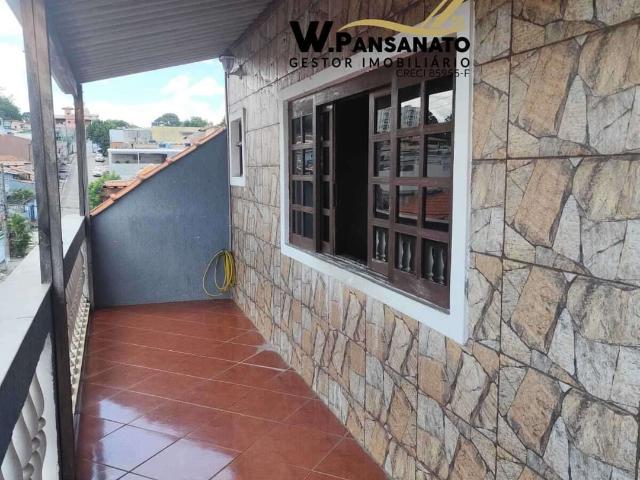 Sobrado para alugar com 3 quartos e 172 m² por R$ 2.800/mês