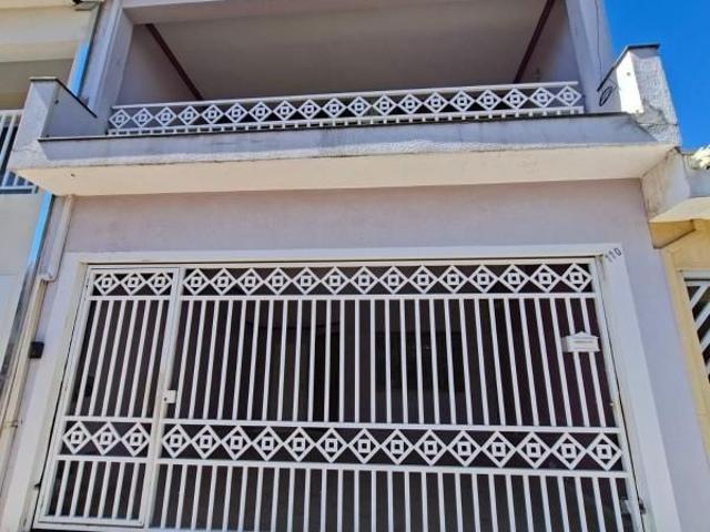 Sobrado Para Alugar Em Jardim Bicao de 160.00 m² Com 3 Quartos, 1 Suite E 2 Garagens