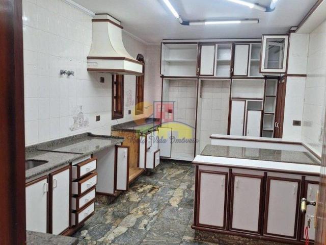 Sobrado Para Alugar Em Planalto Paulista de 529.00 m² Com 4 Quartos, 2 Suites E 10 Garagens