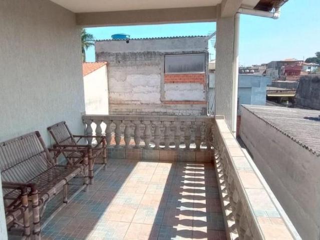 Sobrado Para Alugar Em Vila Aparecida de 250.00 m² Com 3 Quartos, 1 Suite E 2 Garagens