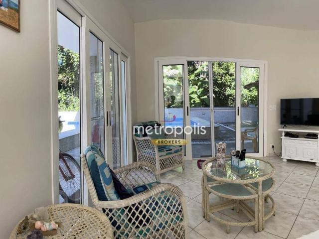 Sobrado para Alugar, São Sebastião, 400m² área util, R$ 16.100 | PI: 3523924