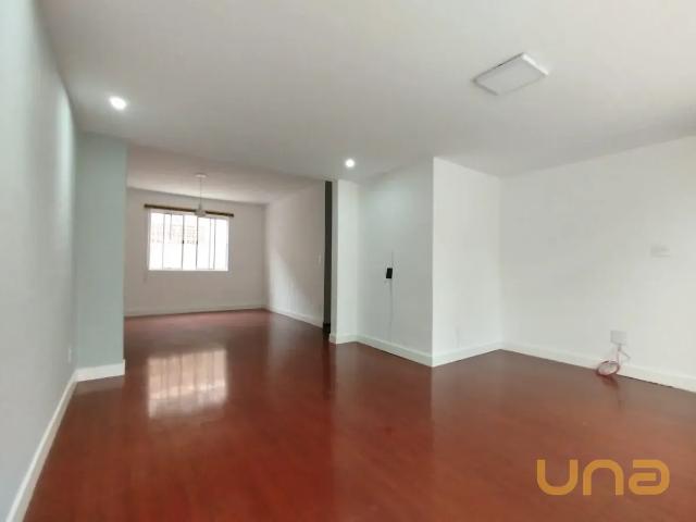 Sobrado para alugar 3 quartos, 111 m² em Boa Vista, Curitiba