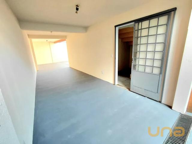 Sobrado para alugar 3 quartos, 170 m² em Vista Alegre, Curitiba