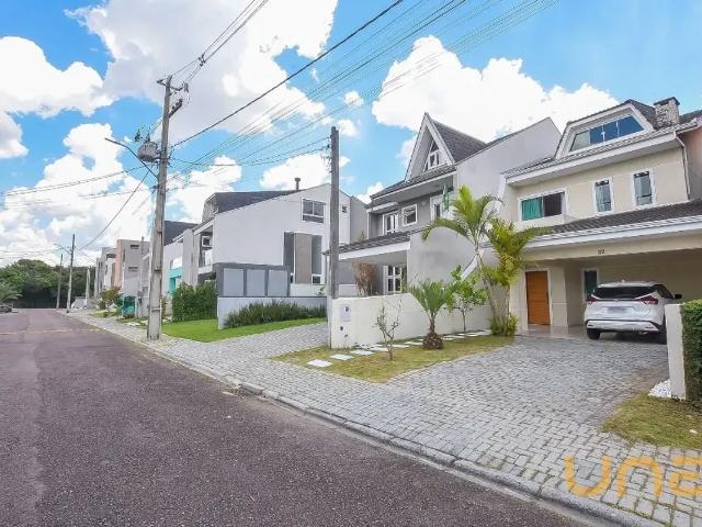 Sobrado para alugar 3 quartos, 185 m² em Uberaba, Curitiba Residencial Piazza Del Fiori