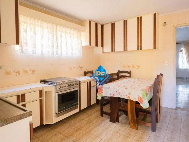 Sobrado para Aluguel com 3 quartos, 145 m² por R$ 3.800
