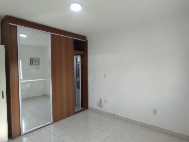 Sobrado para Aluguel com 3 quartos, 198 m² por R$ 3.000