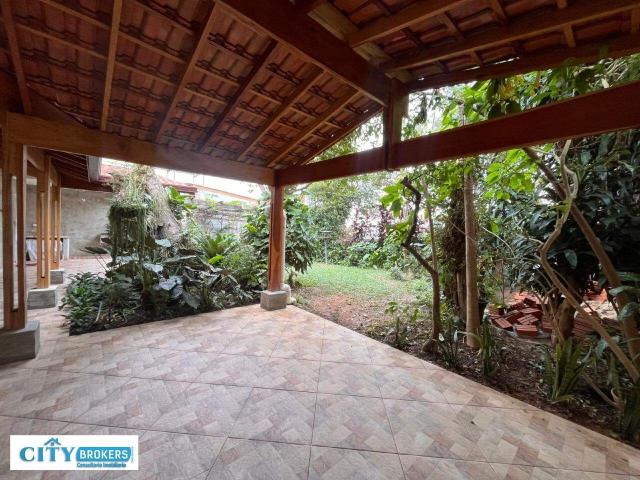 Sobrado para Aluguel com 3 quartos, 250 m² por R$ 4.500
