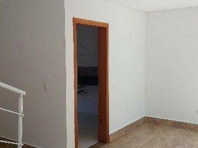 Sobrado para Aluguel com 3 quartos, 84 m² por R$ 3.500