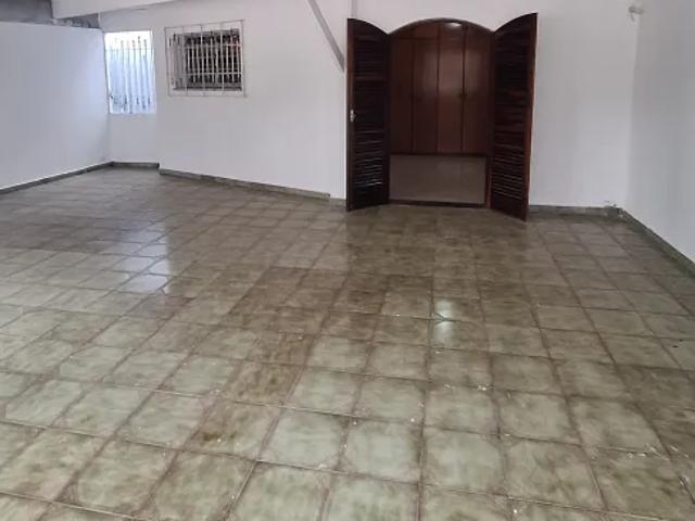Sobrado para aluguel com 300 metros quadrados com 3 quartos em Moinho Velho São Paulo SP