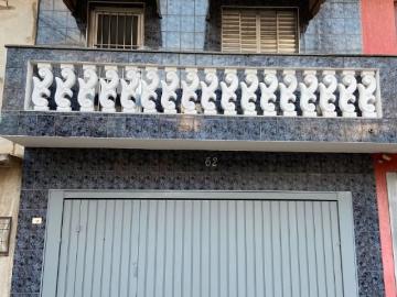 Sobrado para Aluguel com 4 quartos, 143 m² por R$ 2.500