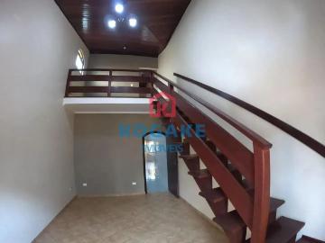 Sobrado para Aluguel com 4 quartos, 221 m² por R$ 5.900