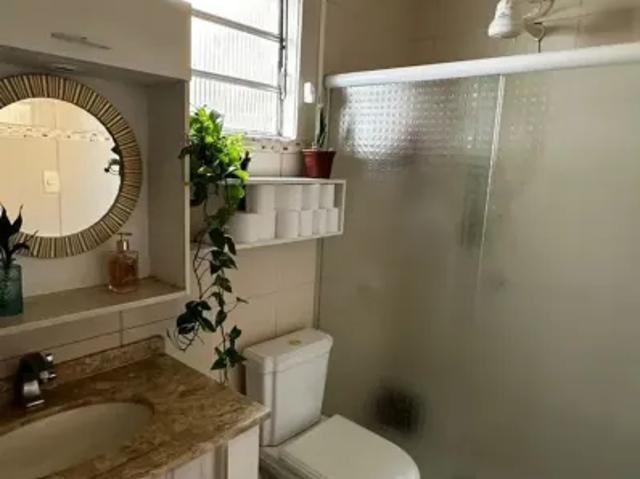 Sobrado para aluguel possui 250 metros quadrados com 4 quartos em Vila Mathias Santos SP