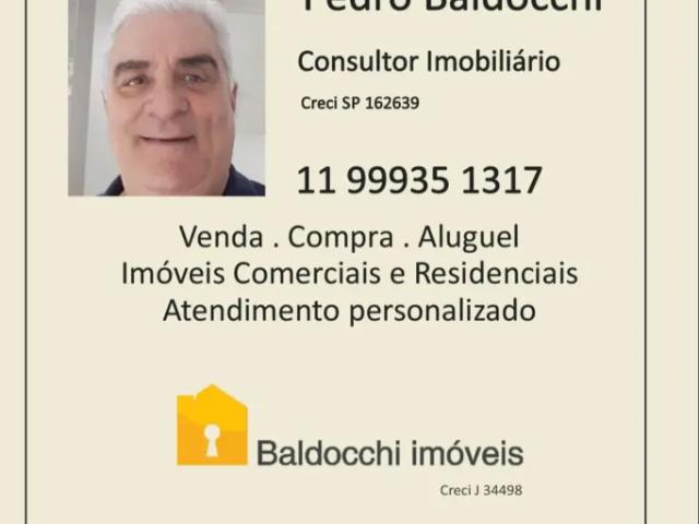 Sobrado para aluguel possui 260 metros quadrados com 3 quartos em Granja Viana II Cotia SP