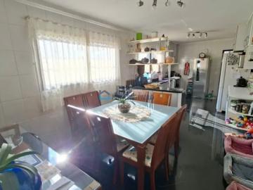 Sobrado para locação na Vila Gumercindo 03 suítes e 07 vagas de garagem