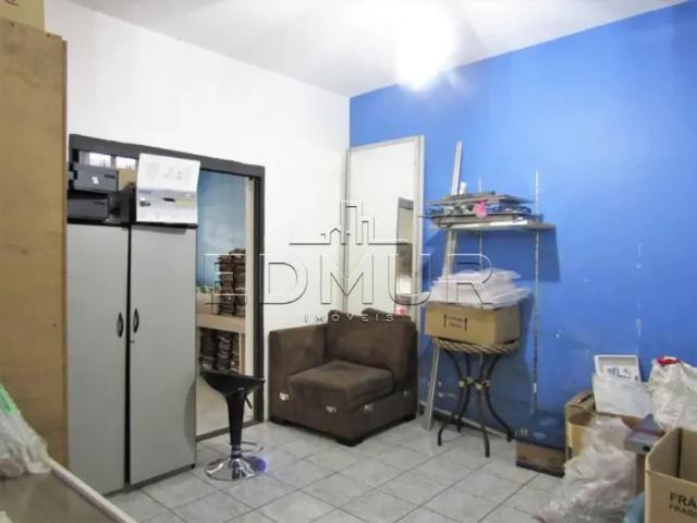 SOBRADO para VENDA com 274m² no bairro Centro com 1 quartos e 2 vagas. Santo André, SP