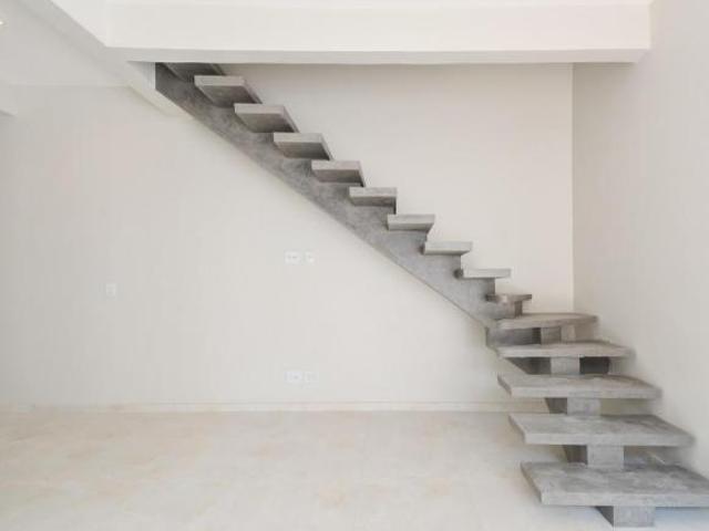 Sobrado para venda com 2 quartos, 93m²