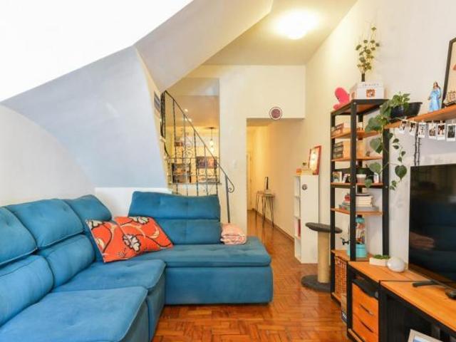 Sobrado para venda com 2 quartos, 100m²