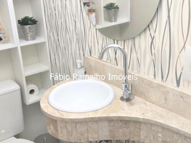 Sobrado para venda com 3 suítes, no Campo Grande