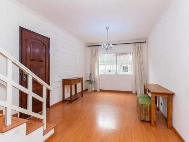 Sobrado para venda com 3 quartos, 128m²