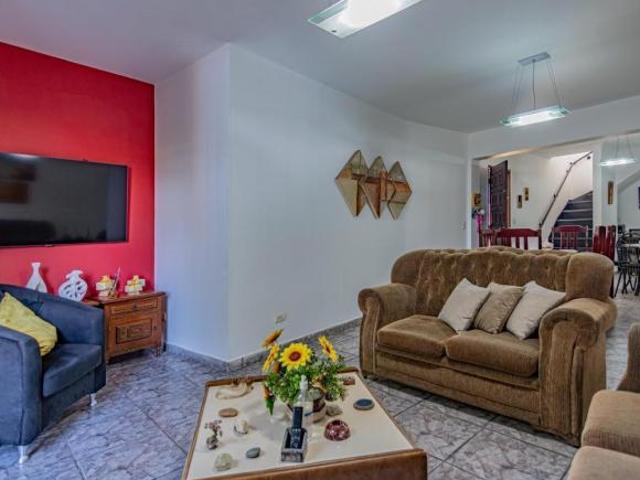 Sobrado para venda com 3 quartos, 148m²