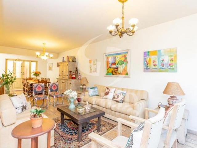 Sobrado para venda com 3 quartos, 232m² em Pinheiros!