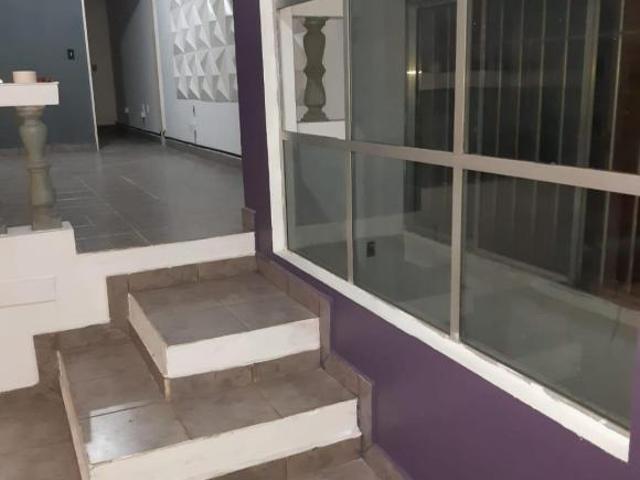 Sobrado para venda e locação, Bosque da Saúde, Excelente Sobrado Comercial/ Residencial 3 andares