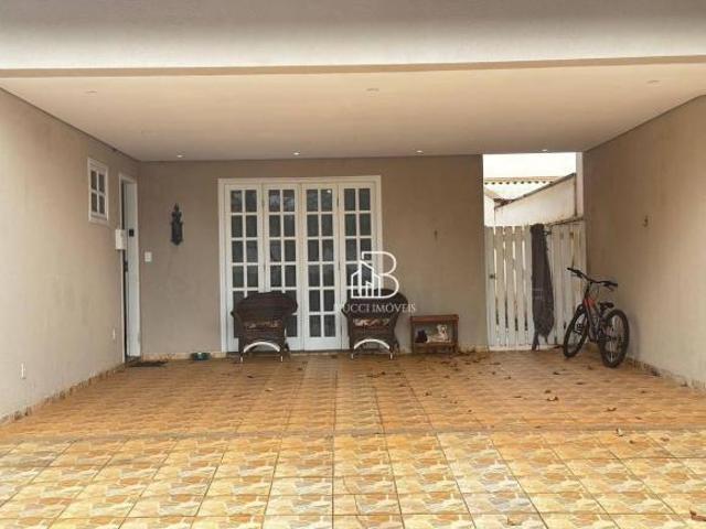 Sobrado para venda em Condomínio Residencial Okinawa de 183.00m² com 3 Quartos, 1 Suite e 4 Garagens