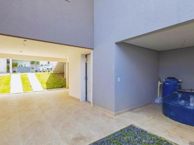 Sobrado para venda em Campo Comprido de 181.00m² com 3 Quartos, 1 Suite e 2 Garagens