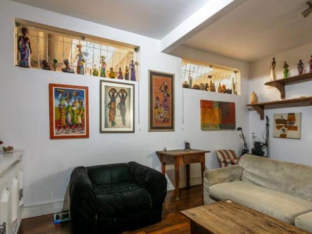 Sobrado para venda em Campo Belo com 3 quartos, sendo 1 suíte, 179m²
