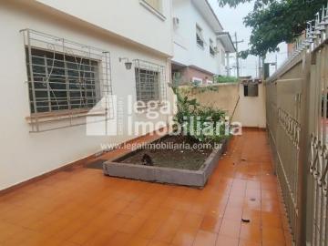 Sobrado para venda em Campos Elísios de 181.00m² com 4 Quartos e 3 Garagens