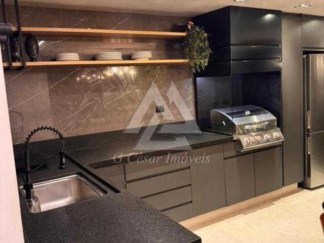 Sobrado para venda em Casa Branca de 425.00m² com 2 Quartos, 2 Suites e 5 Garagens
