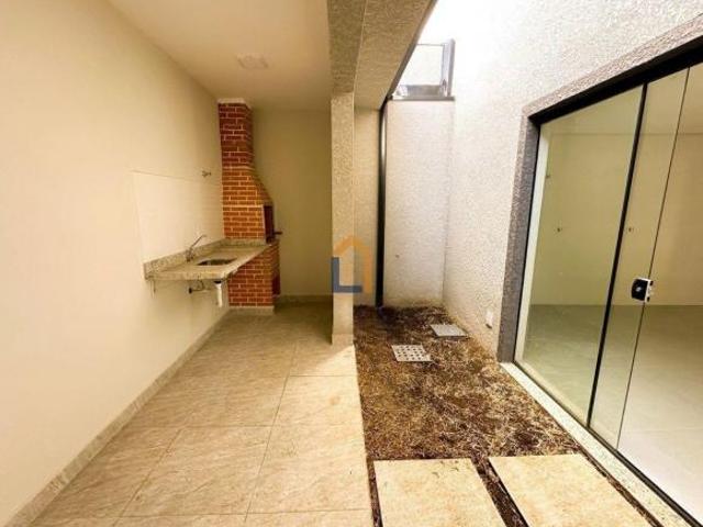 Sobrado para venda em Cidade Industrial de 97.00m² com 3 Quartos e 2 Garagens