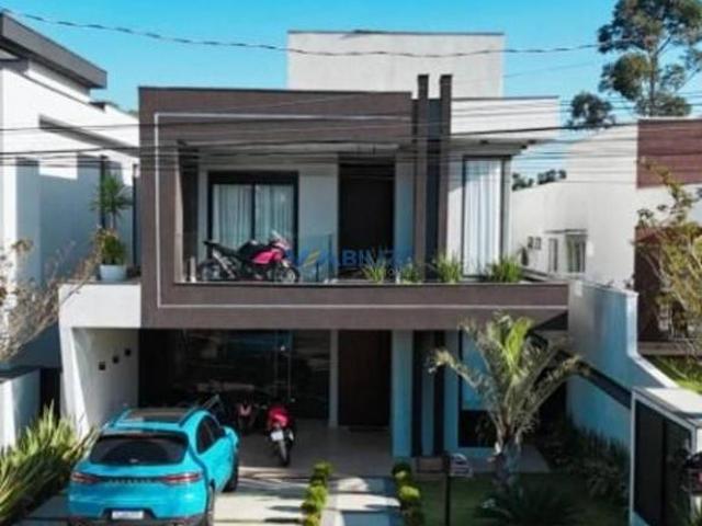 Sobrado para venda em Cidade Parquelandia de 297.00m² com 4 Quartos, 4 Suites e 4 Garagens