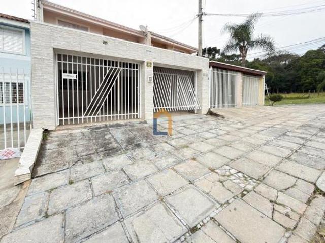 Sobrado para venda em Ganchinho de 83.00m² com 3 Quartos, 1 Suite e 2 Garagens