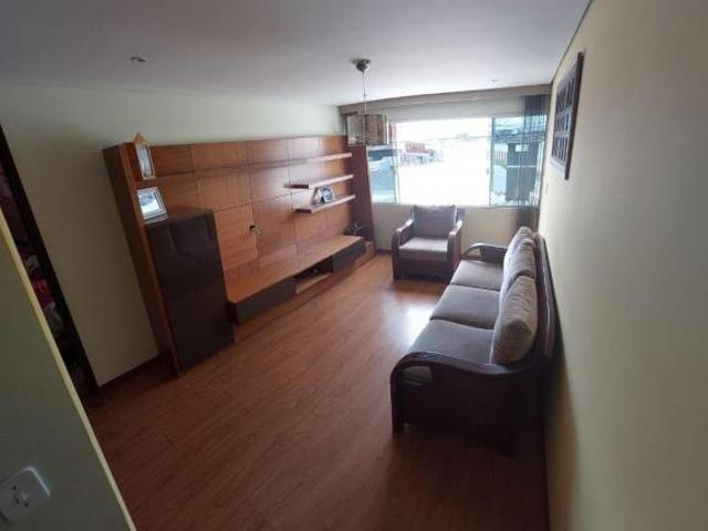 Sobrado para venda em Guaíra de 210.00m² com 3 Quartos, 1 Suite e 2 Garagens