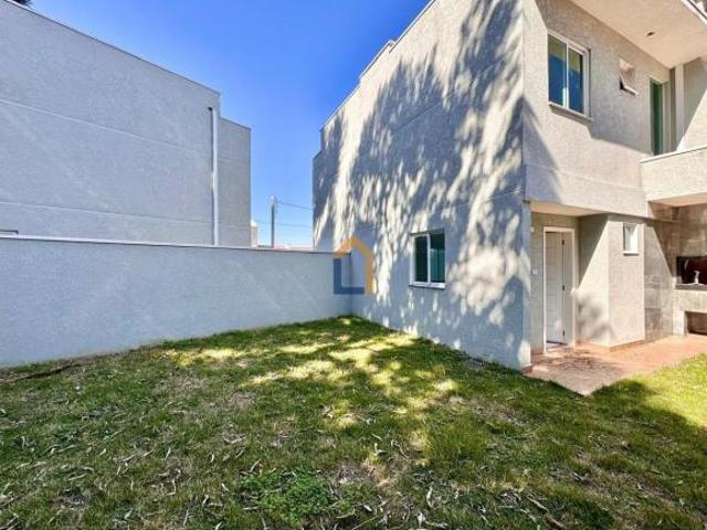 Sobrado para venda em Eucaliptos de 144.44m² com 3 Quartos, 1 Suite e 2 Garagens