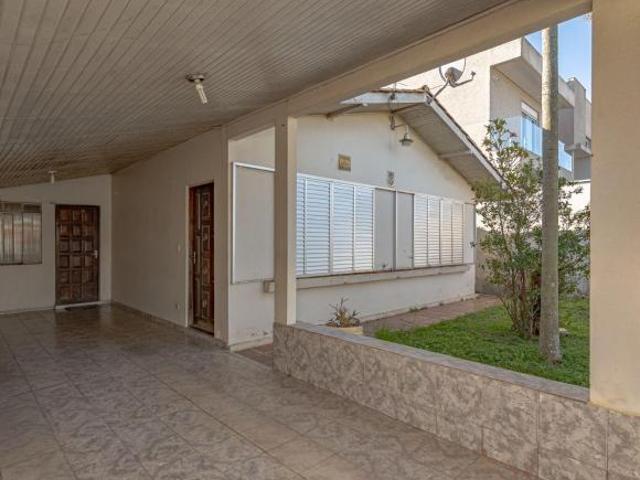 Sobrado para venda em Fanny de 145.00m² com 3 Quartos e 2 Garagens