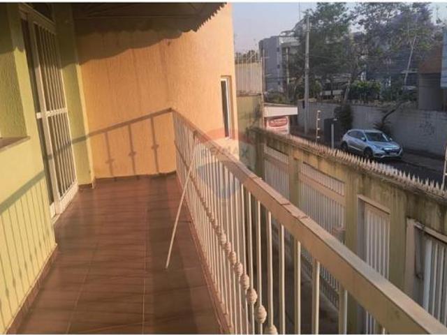 Sobrado para venda em Jardim Macedo de 229.00m² com 3 Quartos, 1 Suite e 4 Garagens