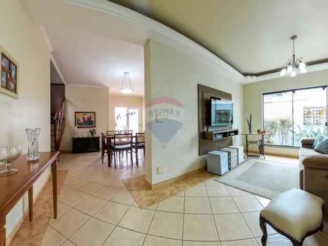 Sobrado para venda em Jardim Amália de 314.96m² com 4 Quartos, 1 Suite e 4 Garagens