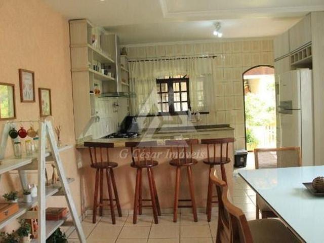 Sobrado para venda em Jardim Bom Recanto de 218.00m² com 3 Quartos, 1 Suite e 2 Garagens