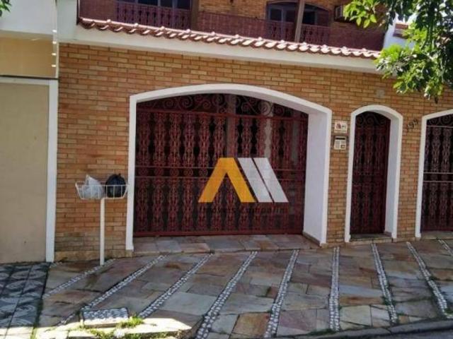 Sobrado para venda em Jardim Leocádia de 500.00m² com 7 Quartos, 3 Suites e 4 Garagens