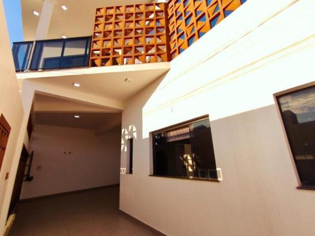 Sobrado para venda em Jardim Residencial do Bosque com 3 quartos, sendo 1 suíte, 304m²