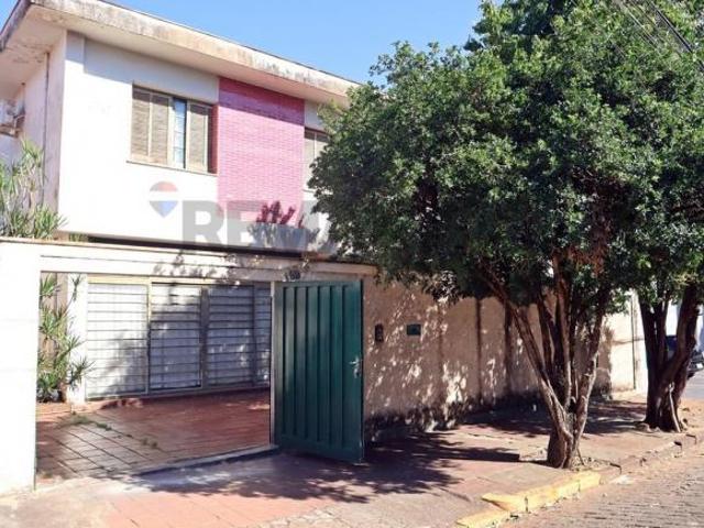 Sobrado para venda em Jardim Sumaré de 267.37m² com 4 Quartos, 1 Suite e 2 Garagens