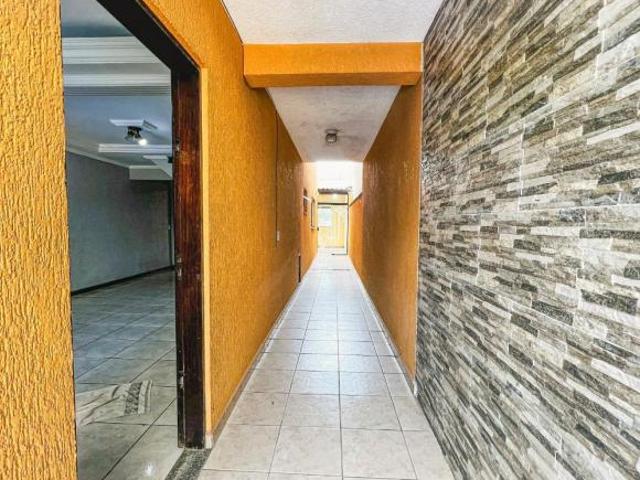 Sobrado para venda em Jardim São Jorge do Guapituba com 2 quartos, 186m²