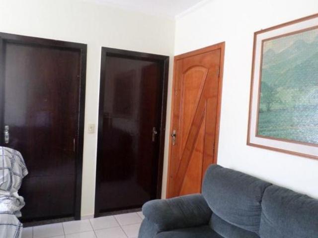 Sobrado para venda em Jardim Santa Mena de 146.00m² com 3 Quartos, 1 Suite e 2 Garagens
