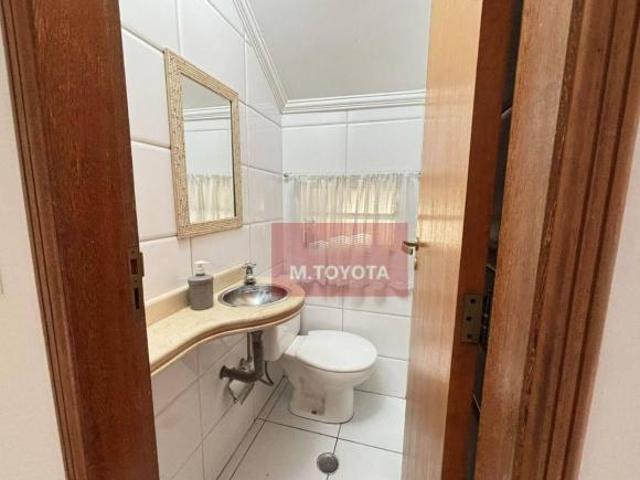 Sobrado para venda em Jardim Santa Mena de 156.00m² com 3 Quartos, 1 Suite e 4 Garagens