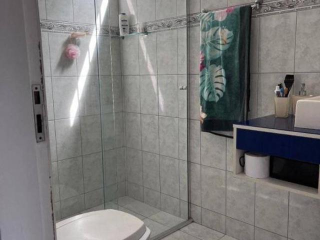Sobrado para venda em Jardim Sarapiranga de 162.00m² com 3 Quartos, 1 Suite e 2 Garagens